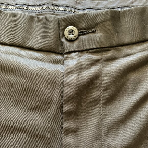 Men's Dockers Premium Golf Shorts - Black - Size 36 - Picture 12 of 16